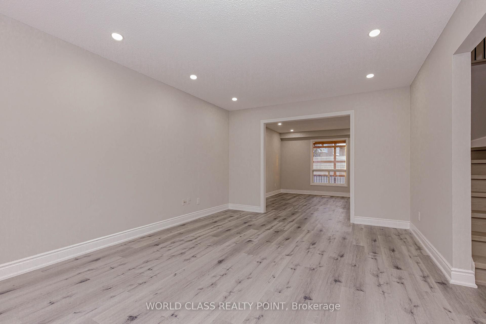 Photo 6 of 76 Moffatt Avenue, Brampton, Fletcher's West — HOMEH