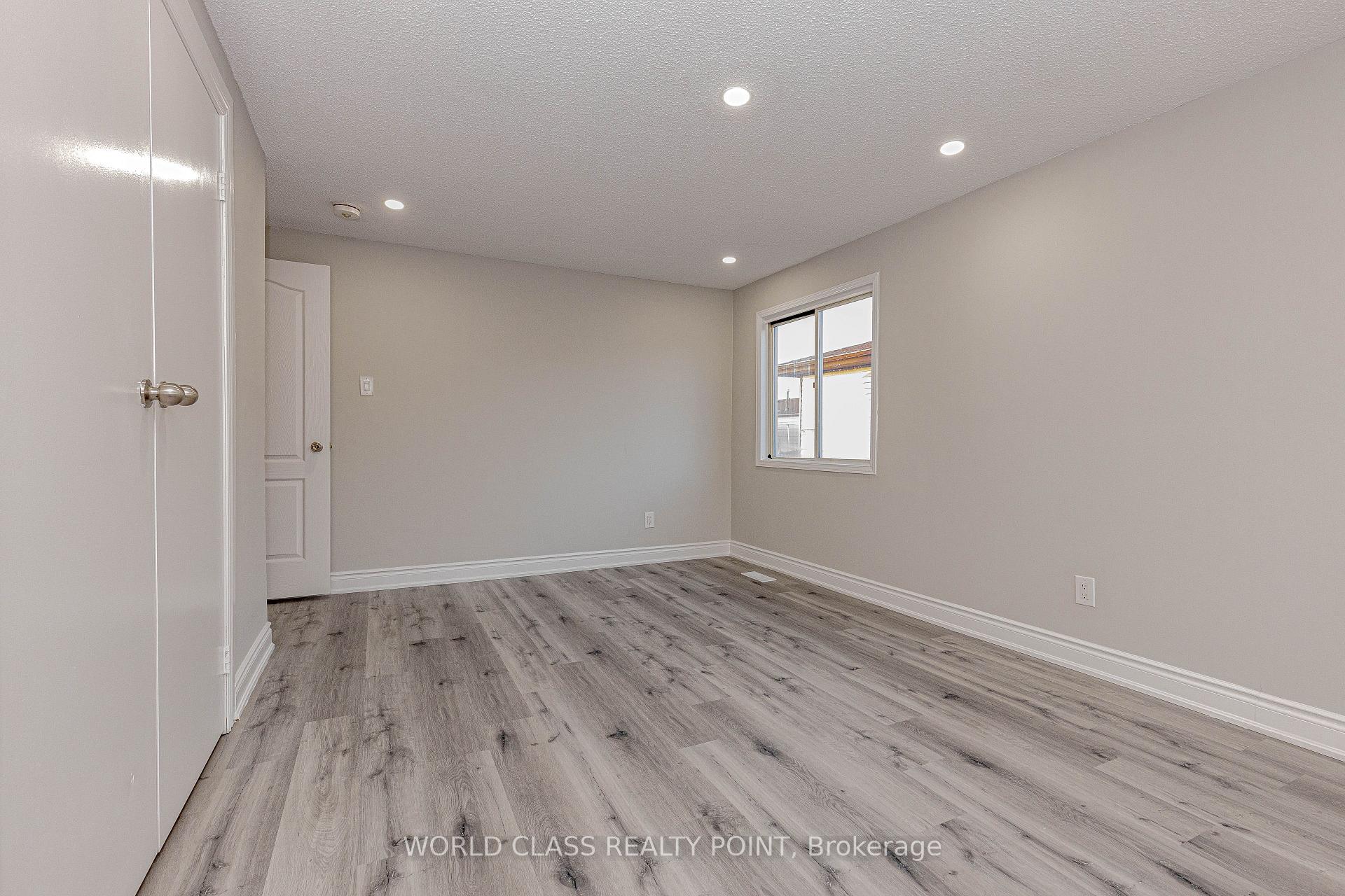 Photo 23 of 76 Moffatt Avenue, Brampton, Fletcher's West — HOMEH