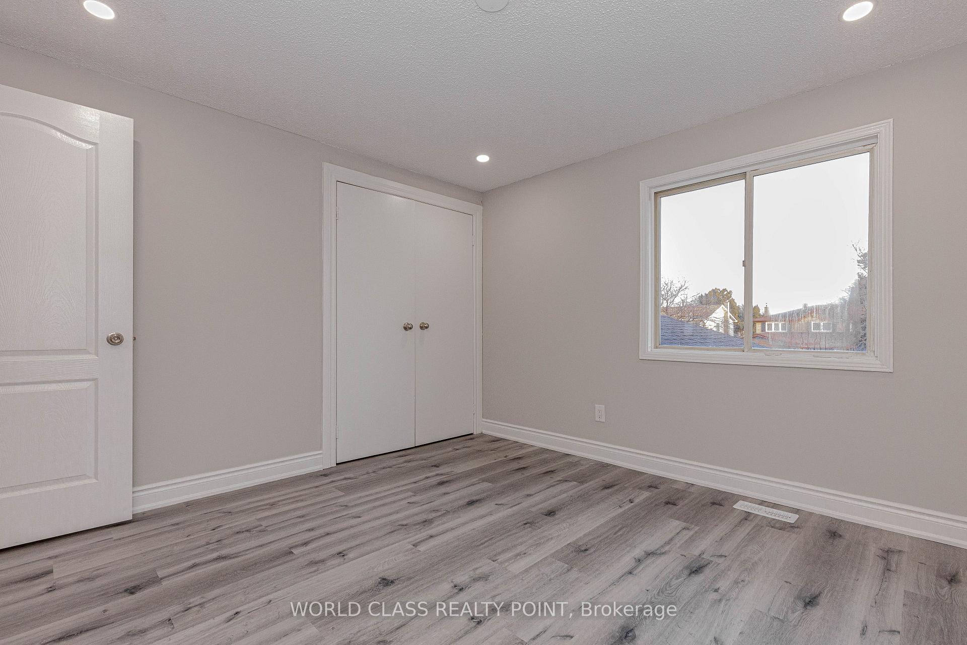 Photo 25 of 76 Moffatt Avenue, Brampton, Fletcher's West — HOMEH