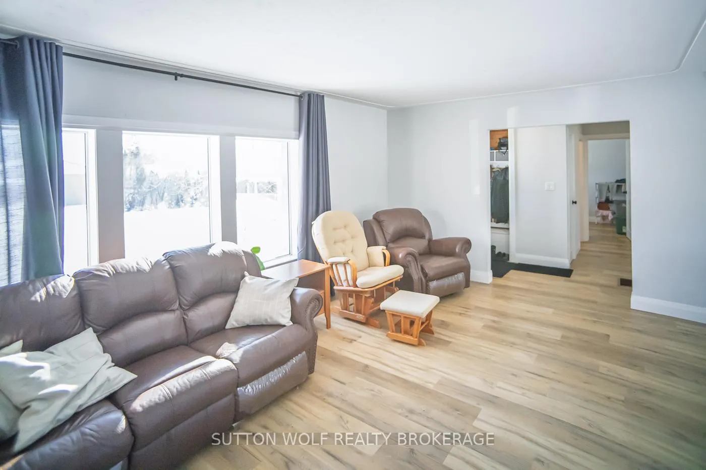 Photo 3 of 235 William Street, Southwest Middlesex, Rural Southwest Middlesex — HOMEH