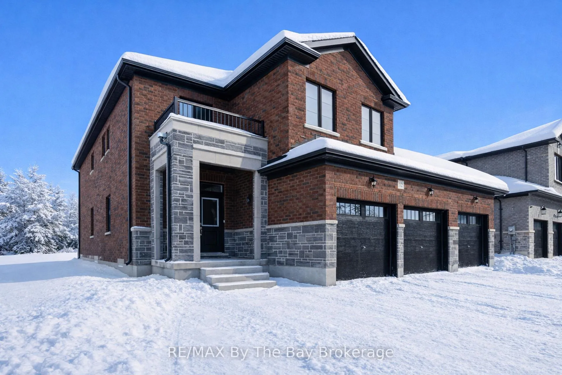 Photo 2 of 12 Misty Ridge Road, Wasaga Beach — HOMEH