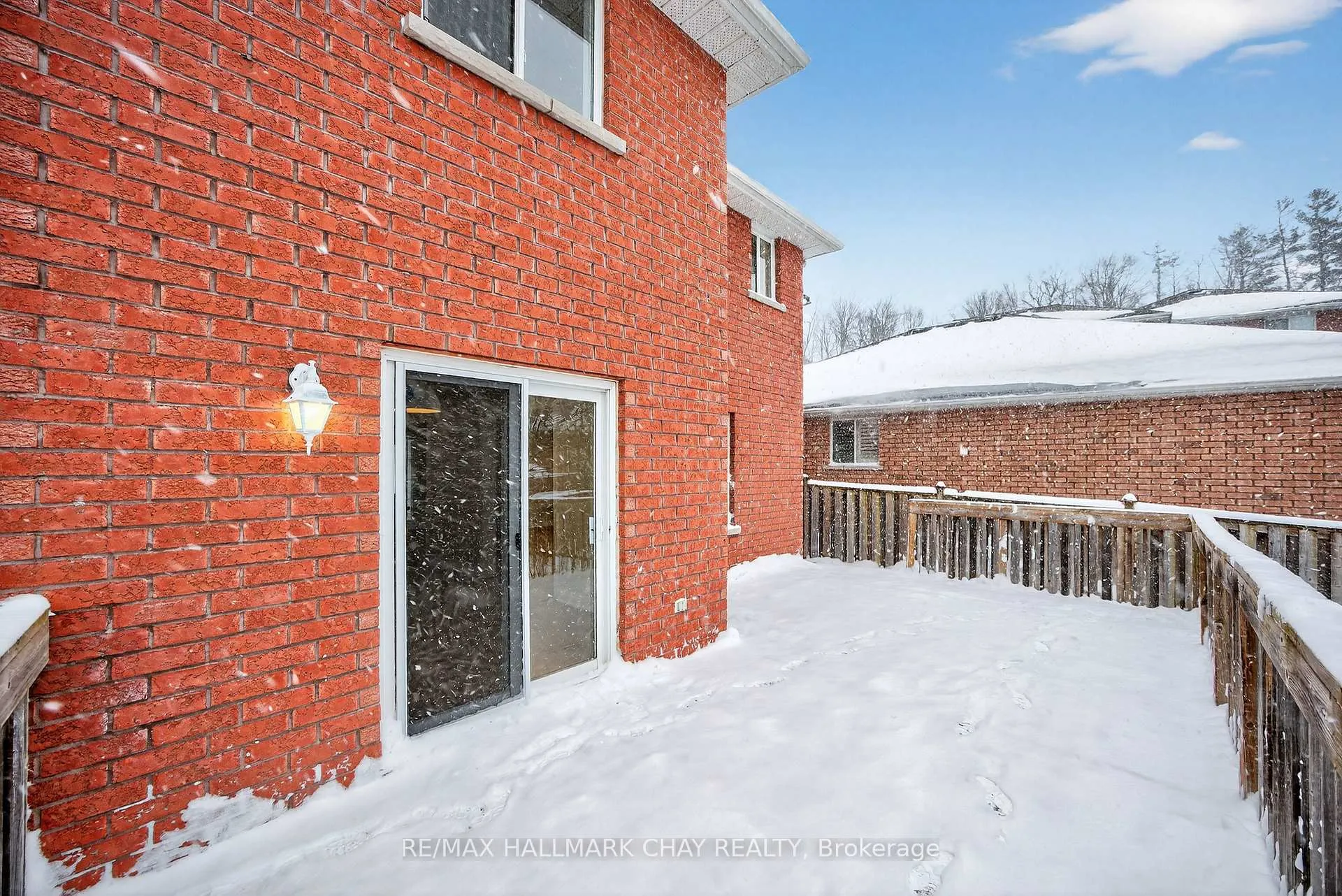 Photo 24 of 32 Bloom Crescent, Barrie, Ardagh — HOMEH