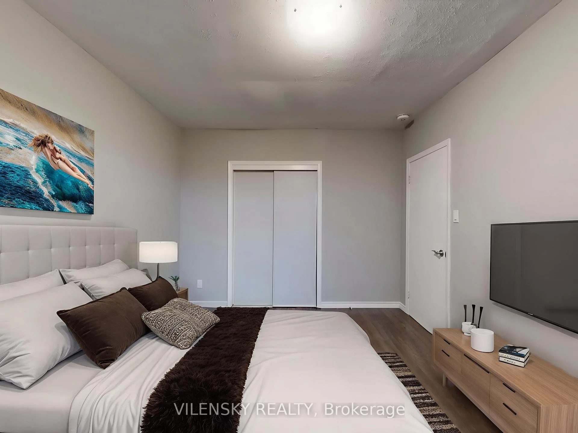 Photo 5 of 333 Rosedale Drive, Whitby, Downtown Whitby — HOMEH