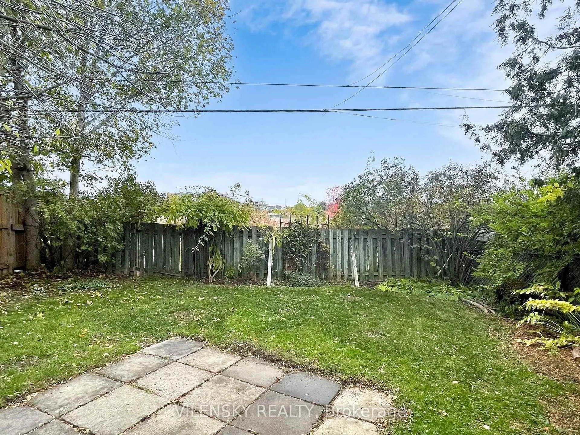 Photo 22 of 333 Rosedale Drive, Whitby, Downtown Whitby — HOMEH