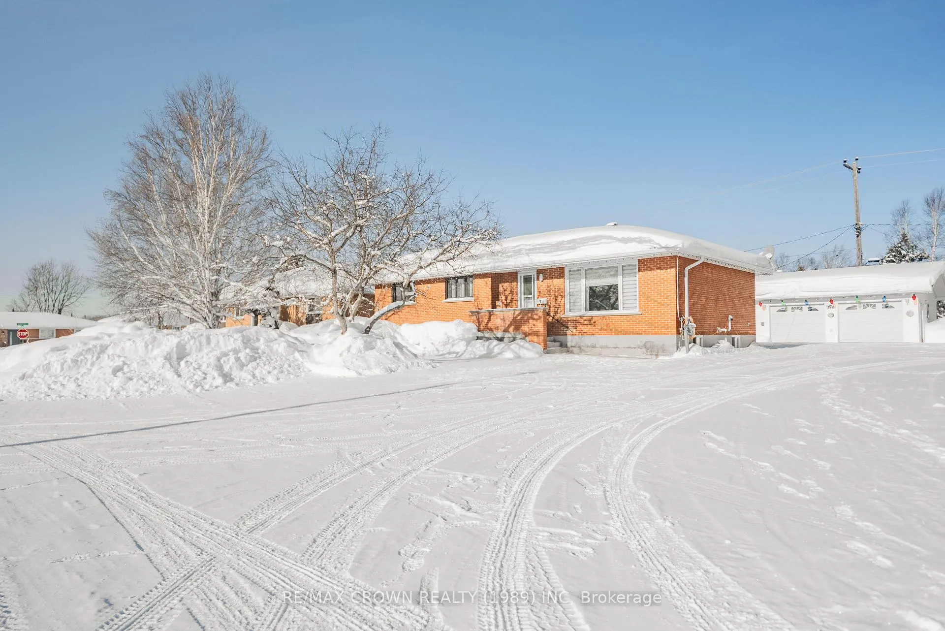 Photo 1 of 37 Clark Street, Kapuskasing — HOMEH