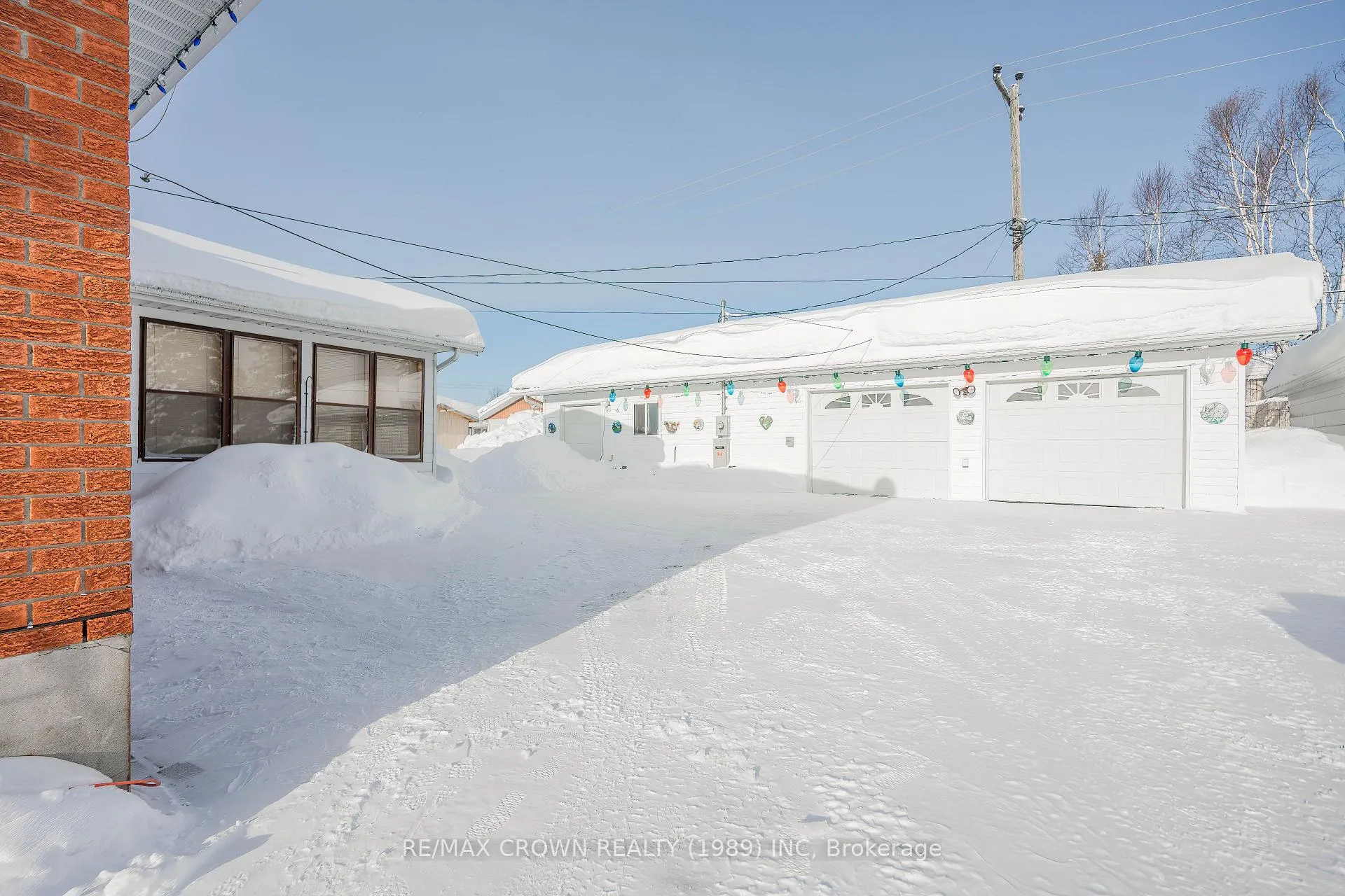 Photo 3 of 37 Clark Street, Kapuskasing — HOMEH