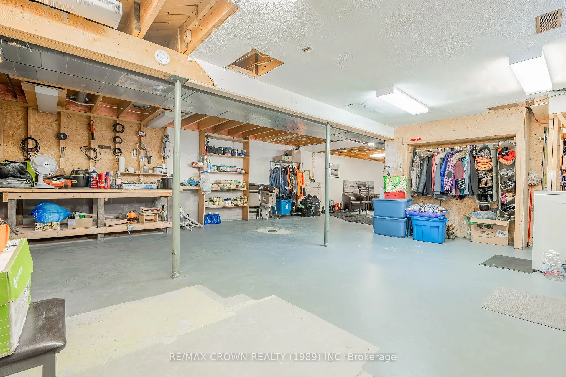 Photo 34 of 37 Clark Street, Kapuskasing — HOMEH
