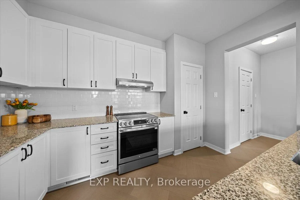 Photo 6 of 667 Cygnus Street, Ottawa, Barrhaven - Half Moon Bay — HOMEH
