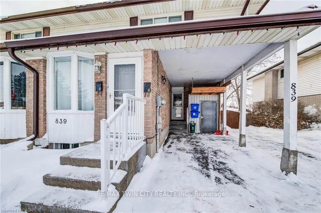 Photo 4 of 839 Doon Village Road, Kitchener — HOMEH