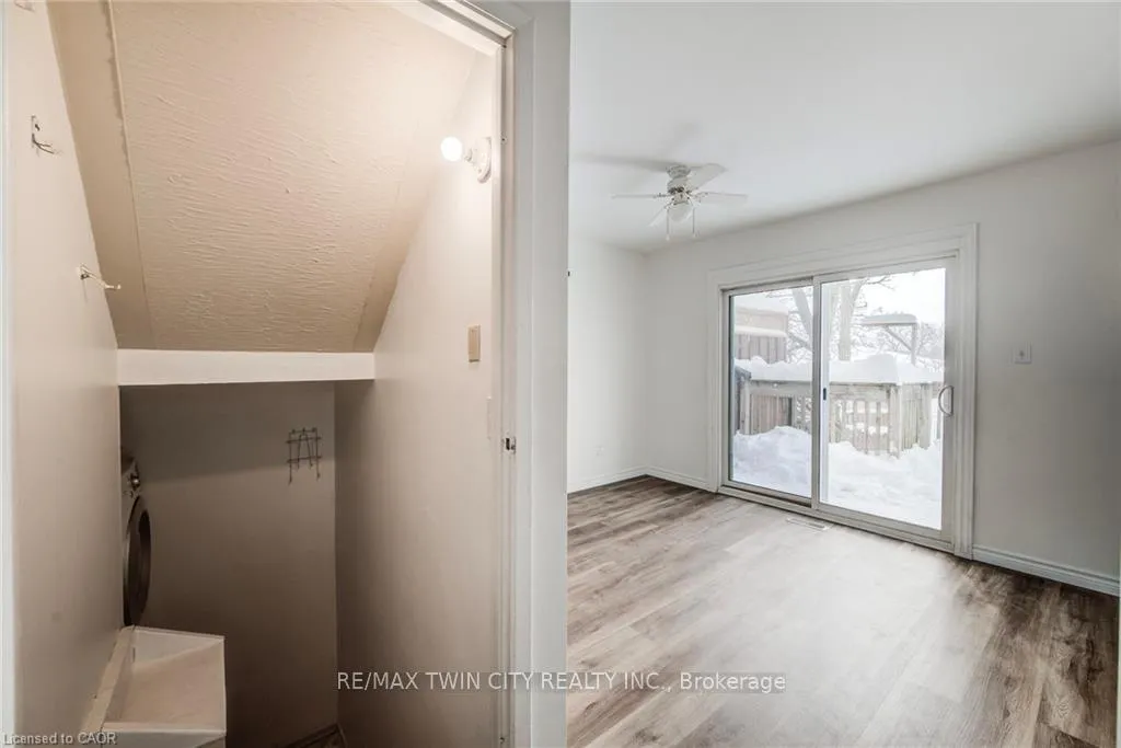 Photo 19 of 839 Doon Village Road, Kitchener — HOMEH
