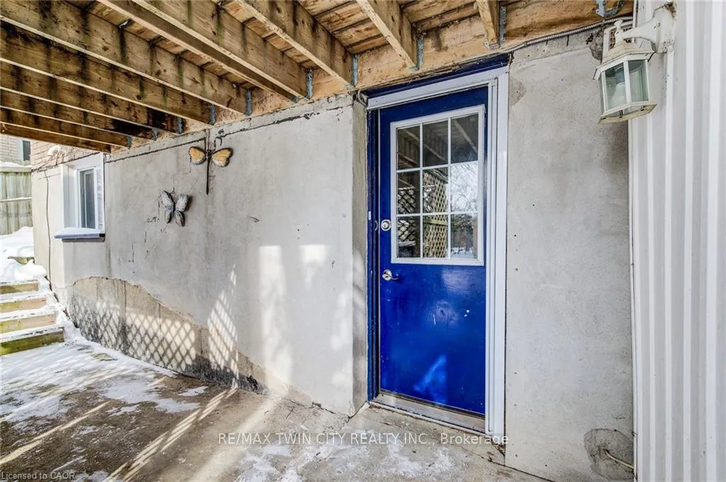 Photo 39 of 839 Doon Village Road, Kitchener — HOMEH