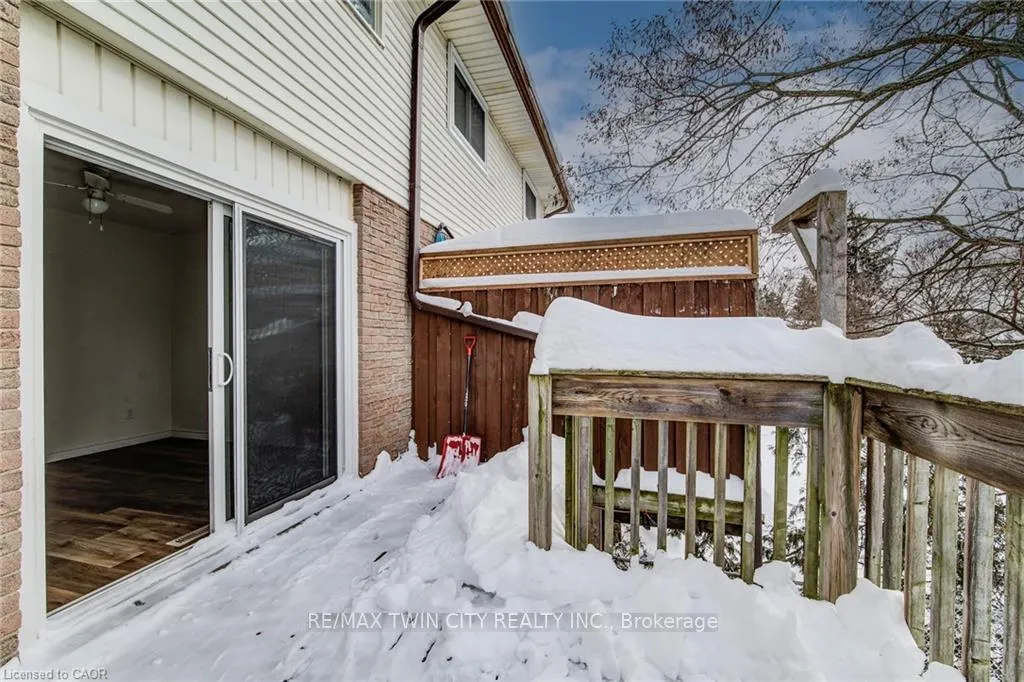 Photo 41 of 839 Doon Village Road, Kitchener — HOMEH
