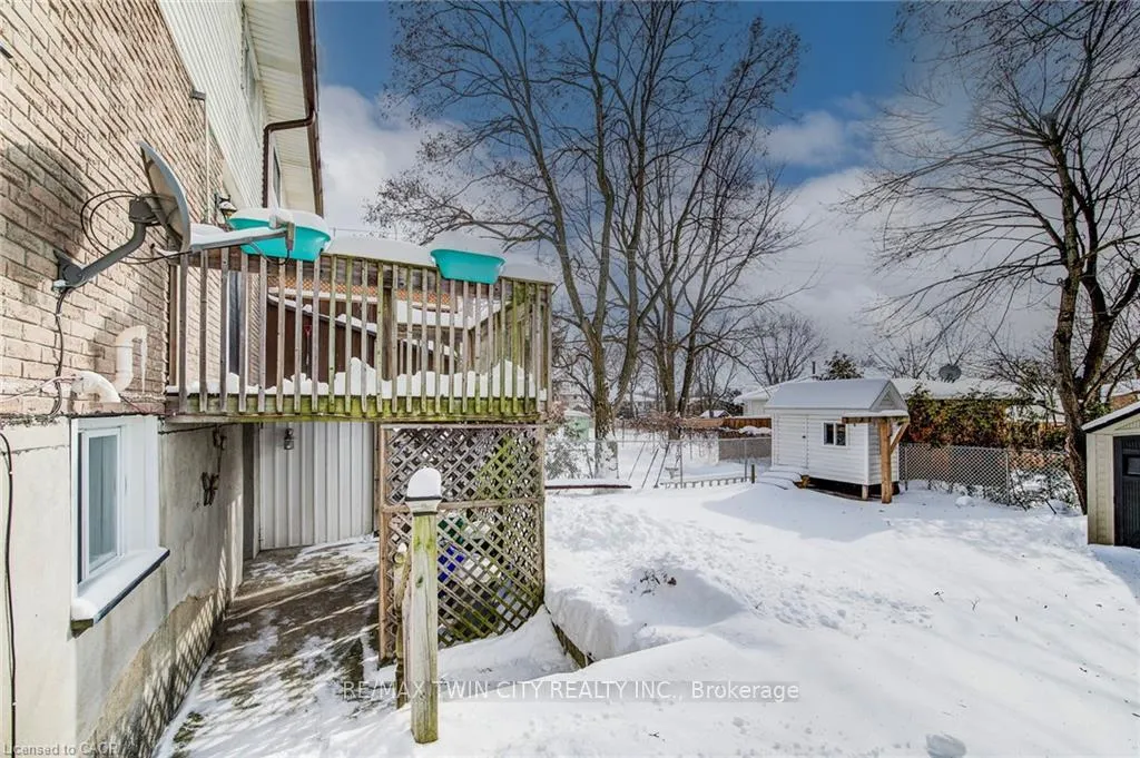 Photo 43 of 839 Doon Village Road, Kitchener — HOMEH