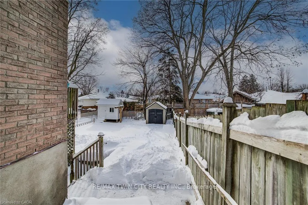 Photo 47 of 839 Doon Village Road, Kitchener — HOMEH