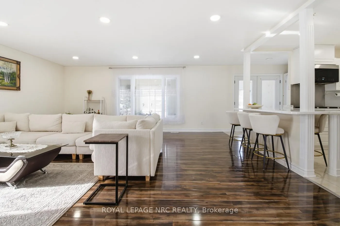 Photo 16 of 6384 Montrose Road, Niagara Falls, West Wood — HOMEH