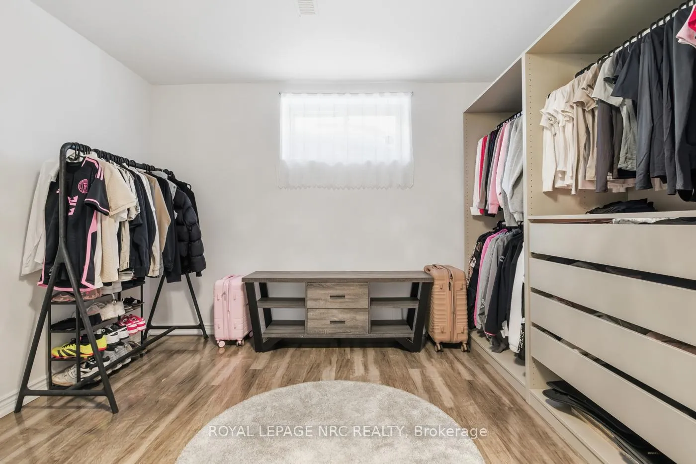 Photo 32 of 6384 Montrose Road, Niagara Falls, West Wood — HOMEH