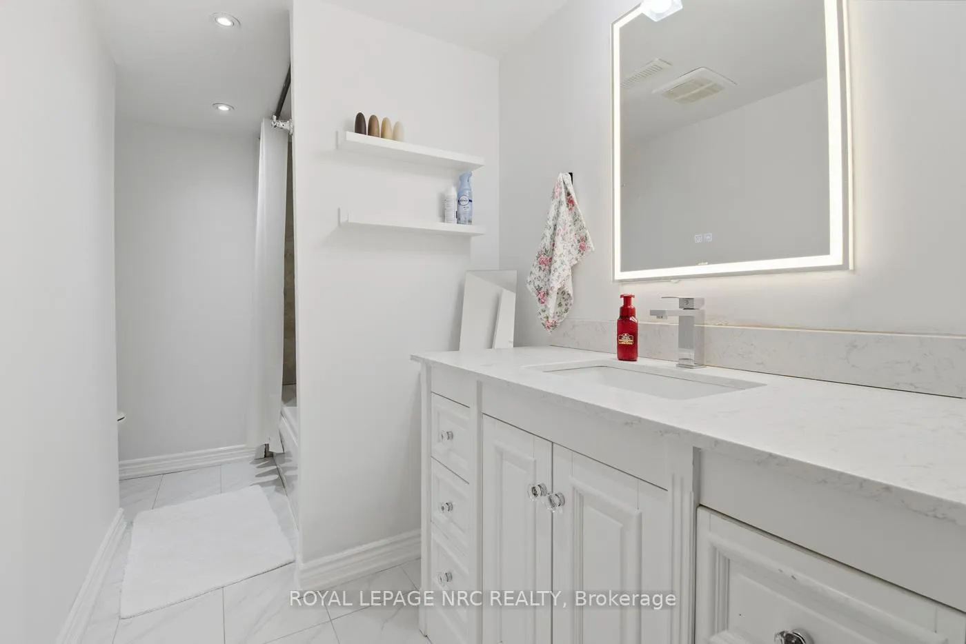 Photo 33 of 6384 Montrose Road, Niagara Falls, West Wood — HOMEH