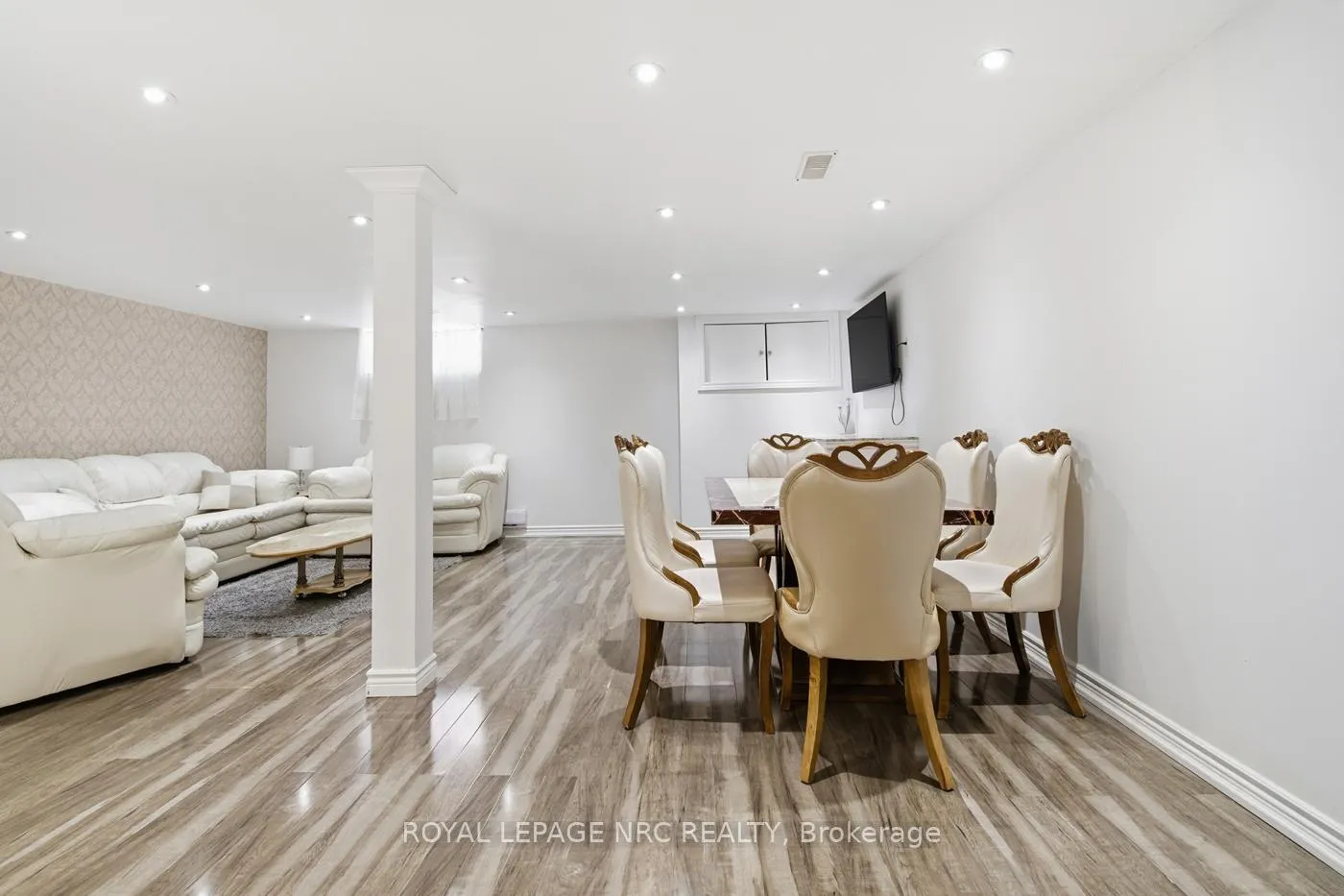 Photo 39 of 6384 Montrose Road, Niagara Falls, West Wood — HOMEH