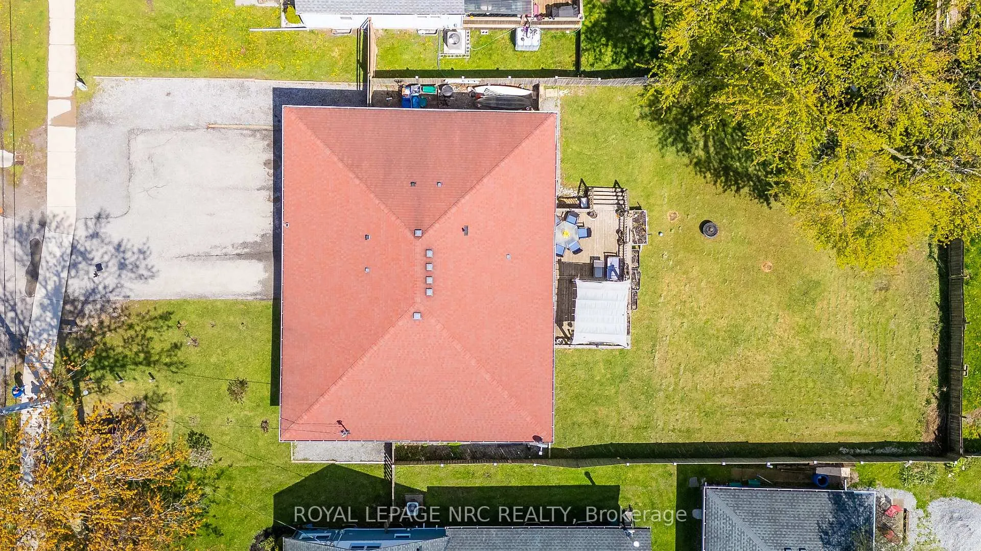 Photo 46 of 6384 Montrose Road, Niagara Falls, West Wood — HOMEH