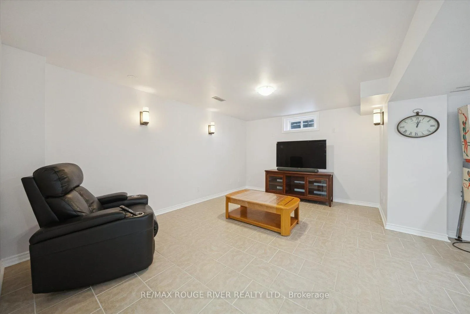 Photo 31 of 774 Craighurst Court, Pickering, Amberlea — HOMEH