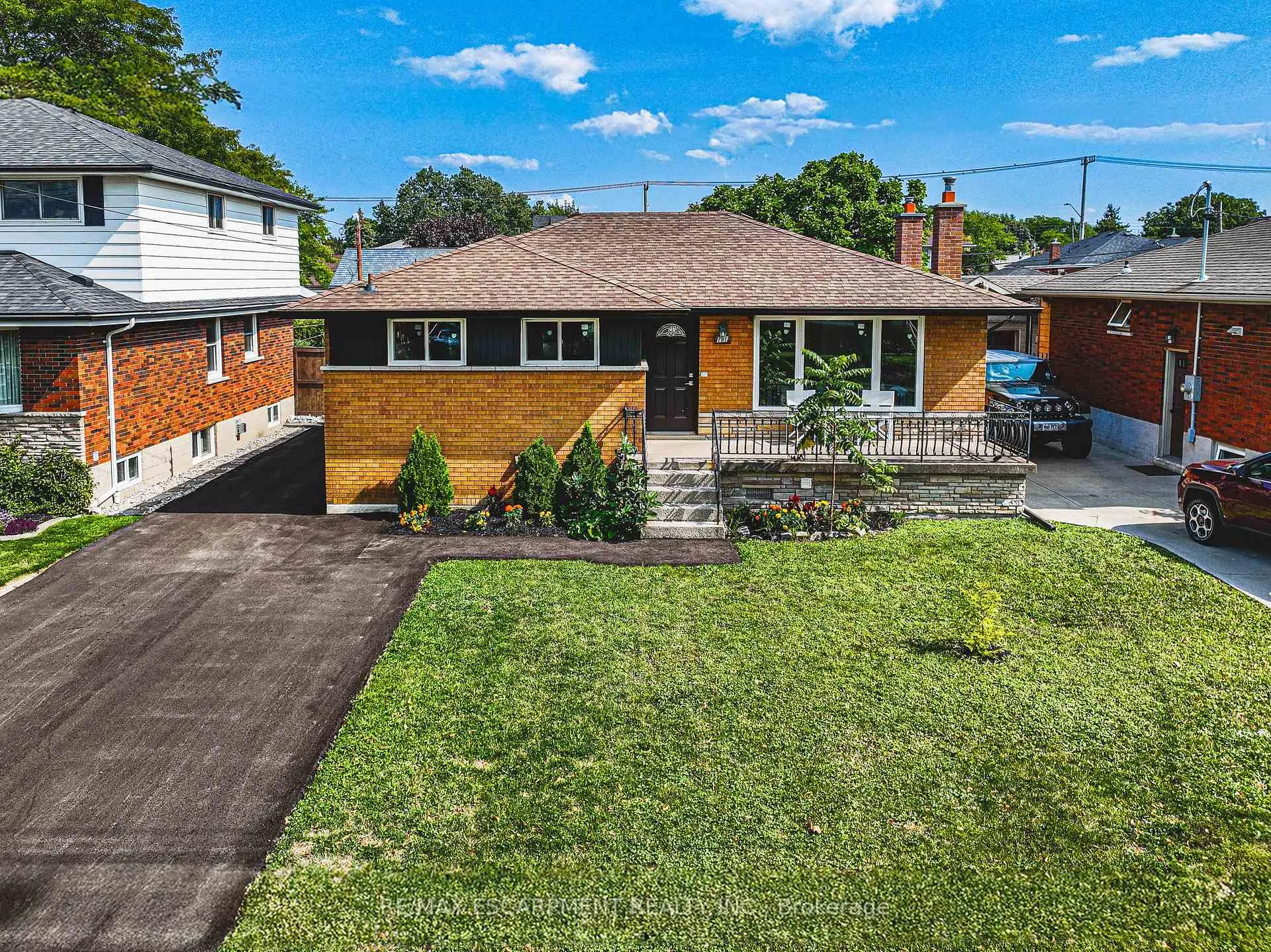 Photo 2 of 131 Welbourn Drive, Hamilton, Balfour — HOMEH