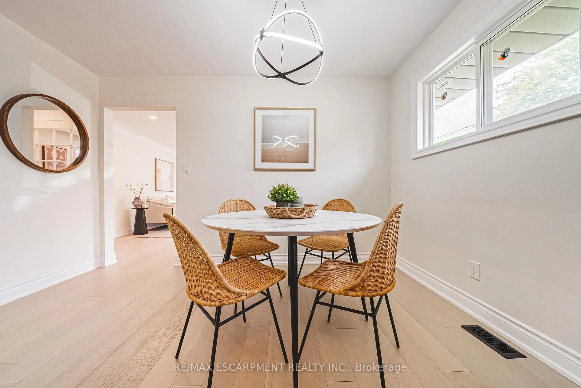 Photo 14 of 131 Welbourn Drive, Hamilton, Balfour — HOMEH
