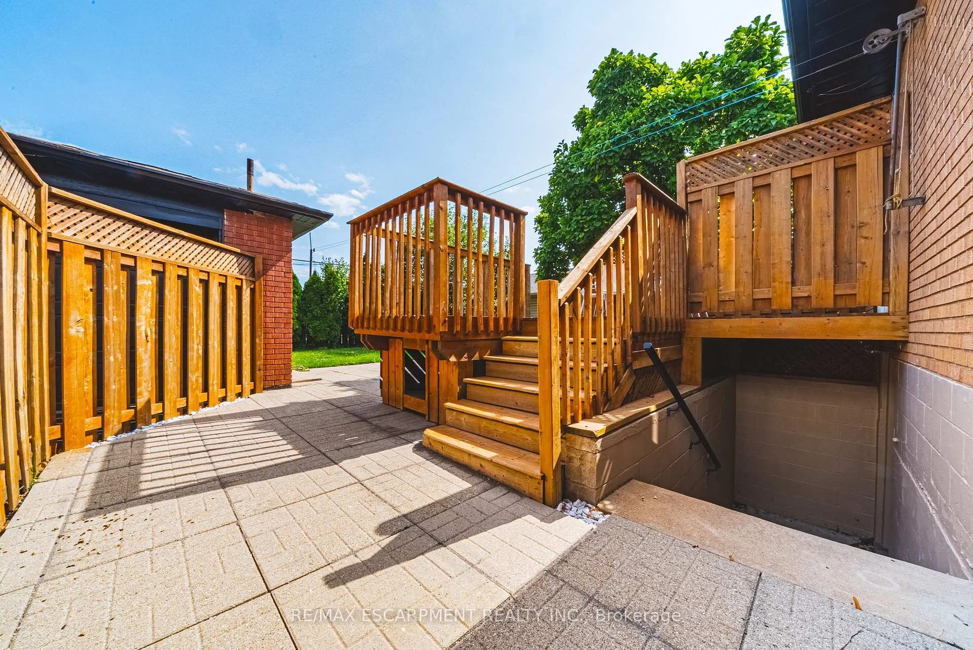 Photo 34 of 131 Welbourn Drive, Hamilton, Balfour — HOMEH