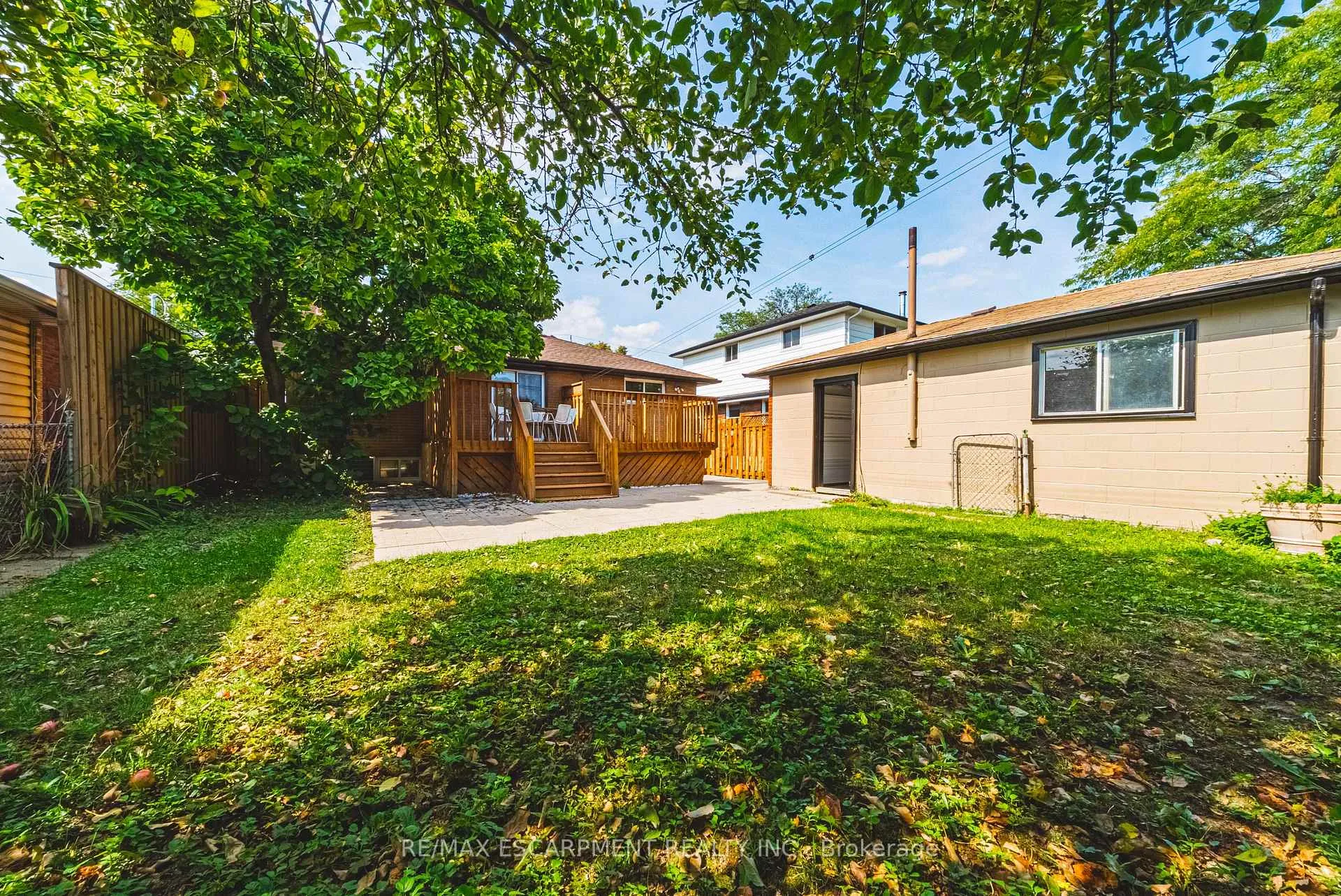 Photo 35 of 131 Welbourn Drive, Hamilton, Balfour — HOMEH