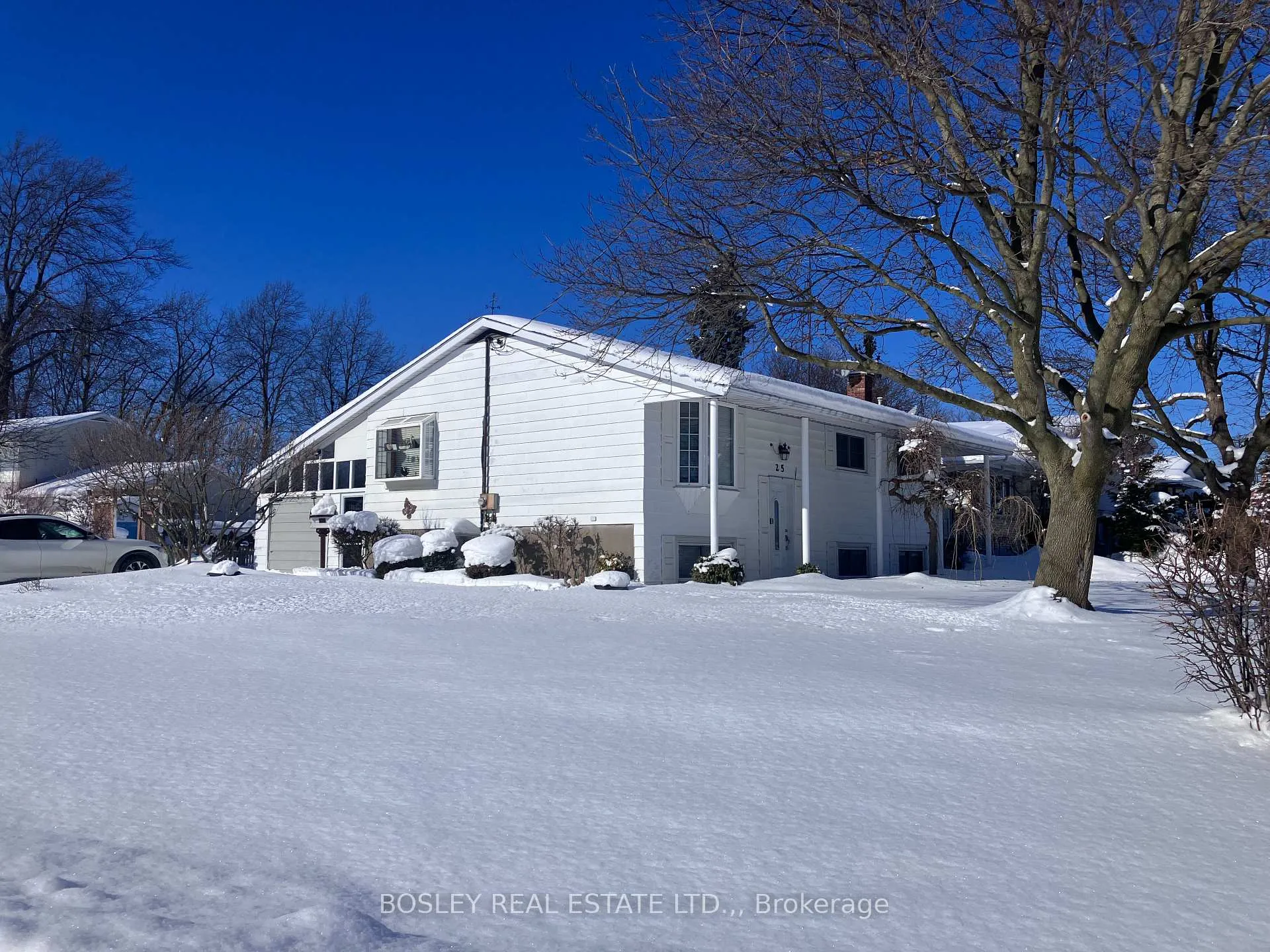Photo 36 of 25 Lawrence Drive, Thorold, Confederation Heights — HOMEH