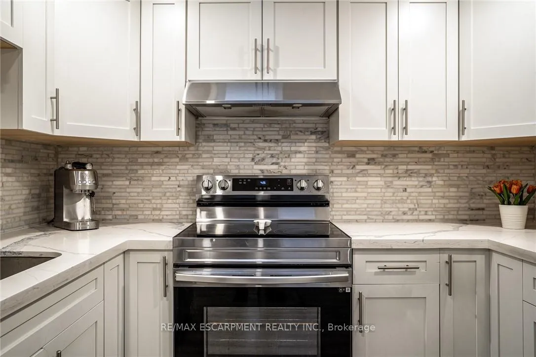 Photo 16 of 21 Chatham Street, Hamilton, Kirkendall — HOMEH