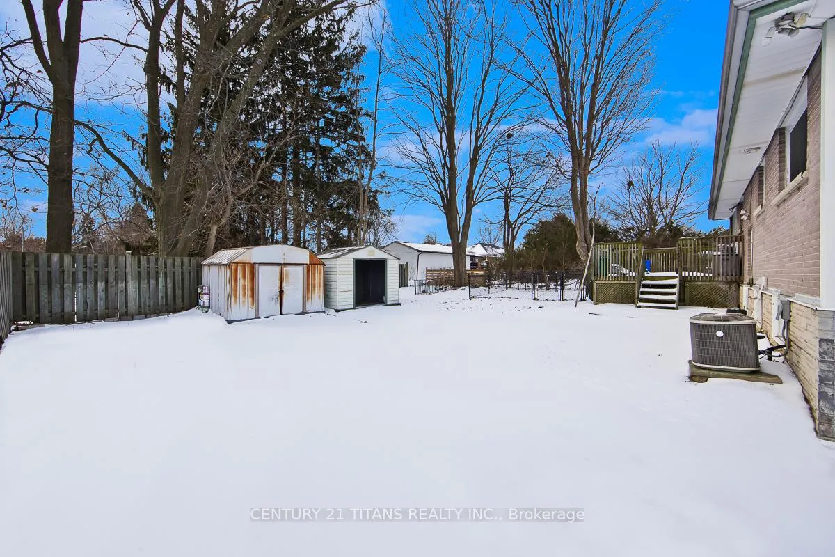 Photo 24 of 29 Switzer Drive, Oshawa, Centennial — HOMEH
