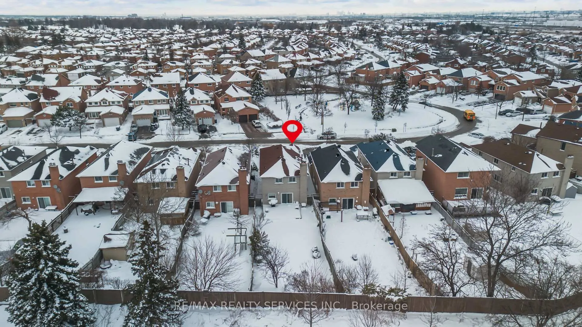 Photo 3 of 36 Merganser Crescent, Brampton, Fletcher's Creek South — HOMEH