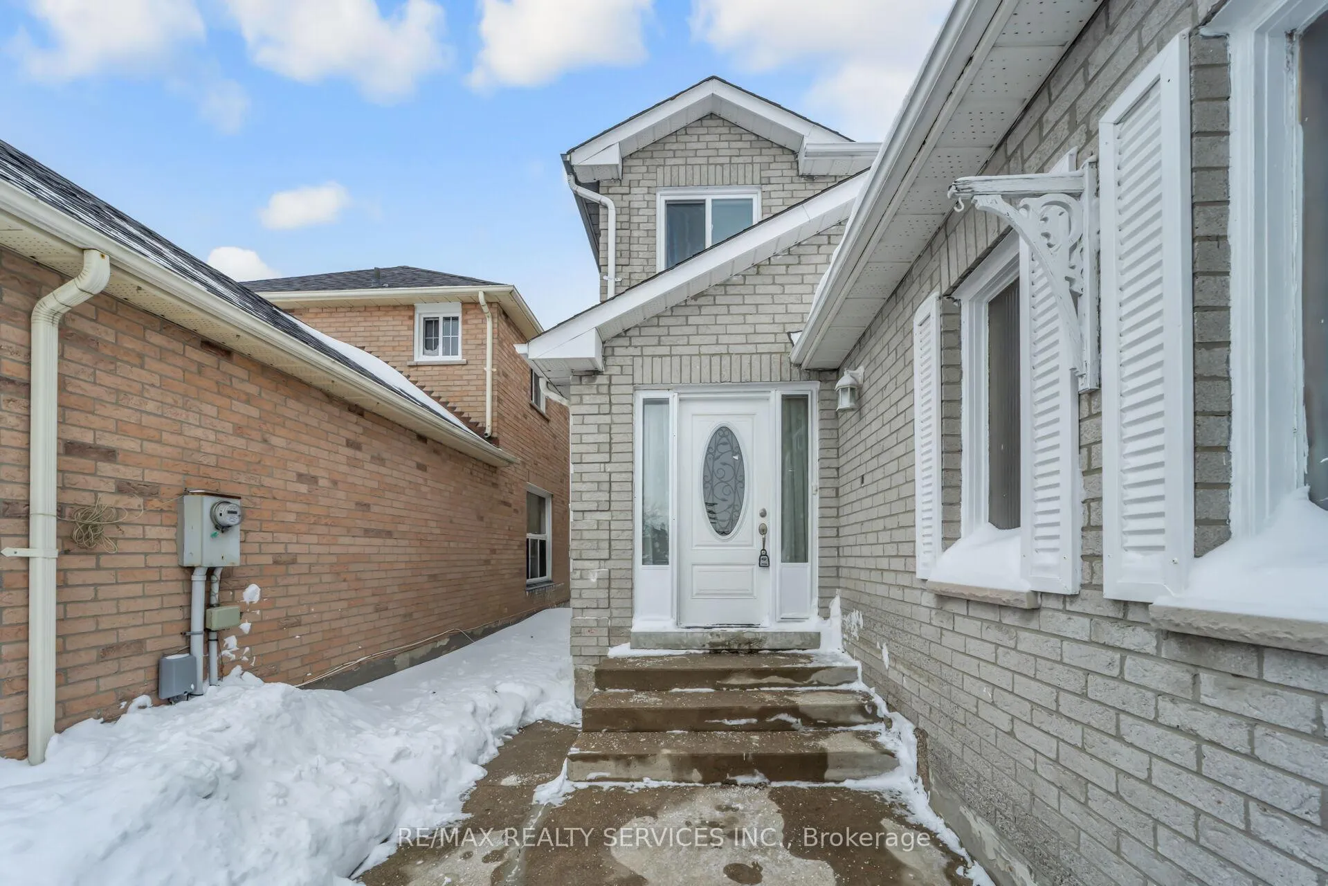 Photo 7 of 36 Merganser Crescent, Brampton, Fletcher's Creek South — HOMEH