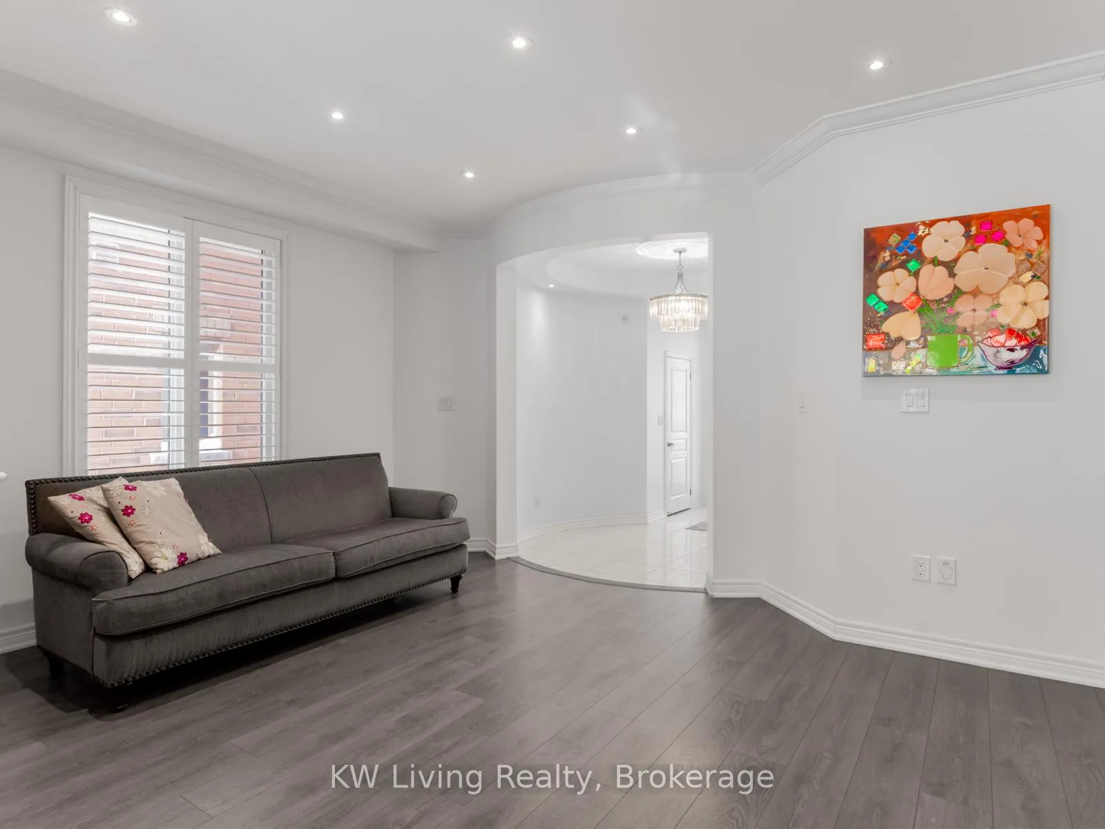 Photo 6 of 101 Beckett Avenue, Markham, Berczy — HOMEH