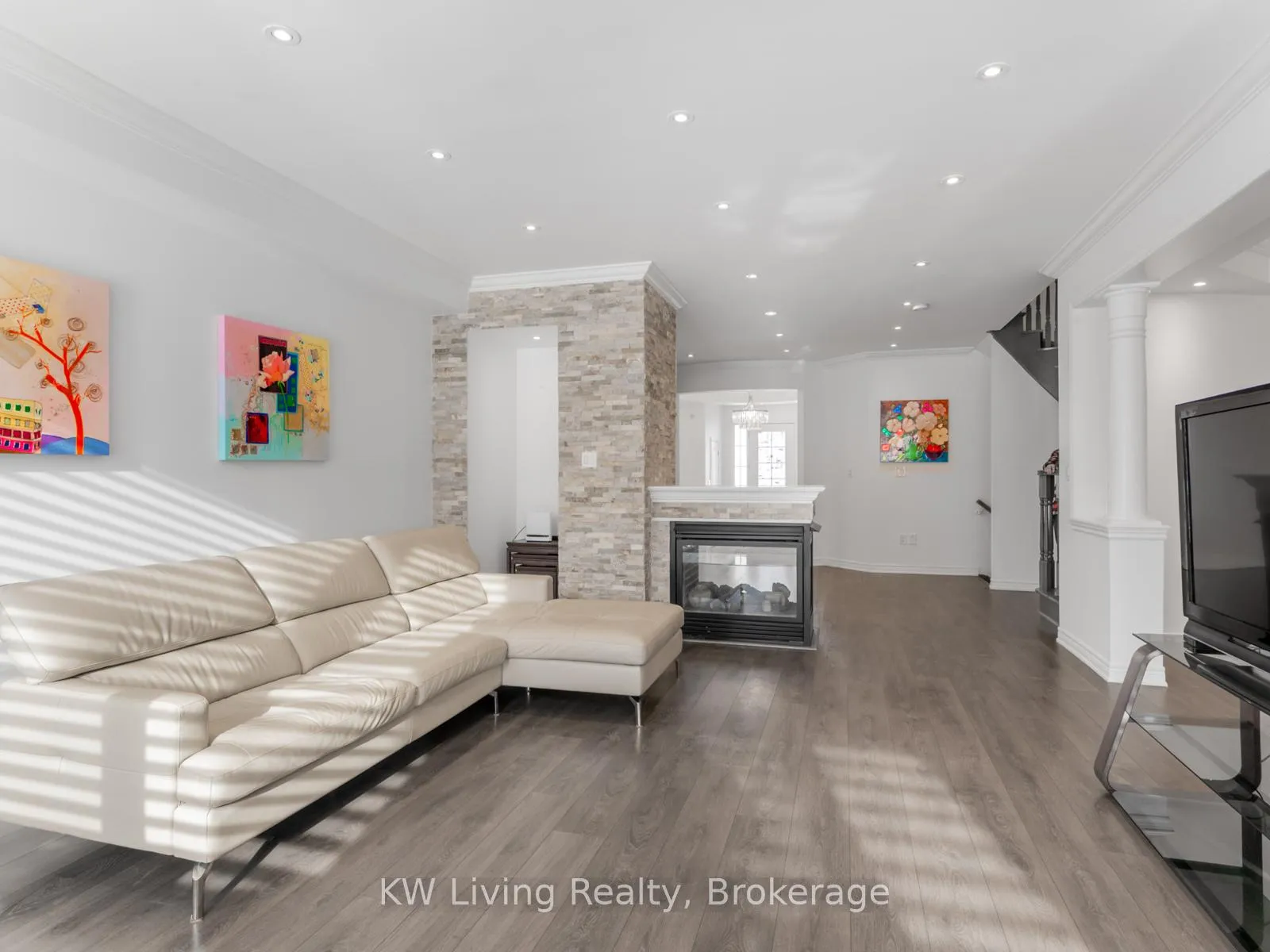 Photo 9 of 101 Beckett Avenue, Markham, Berczy — HOMEH