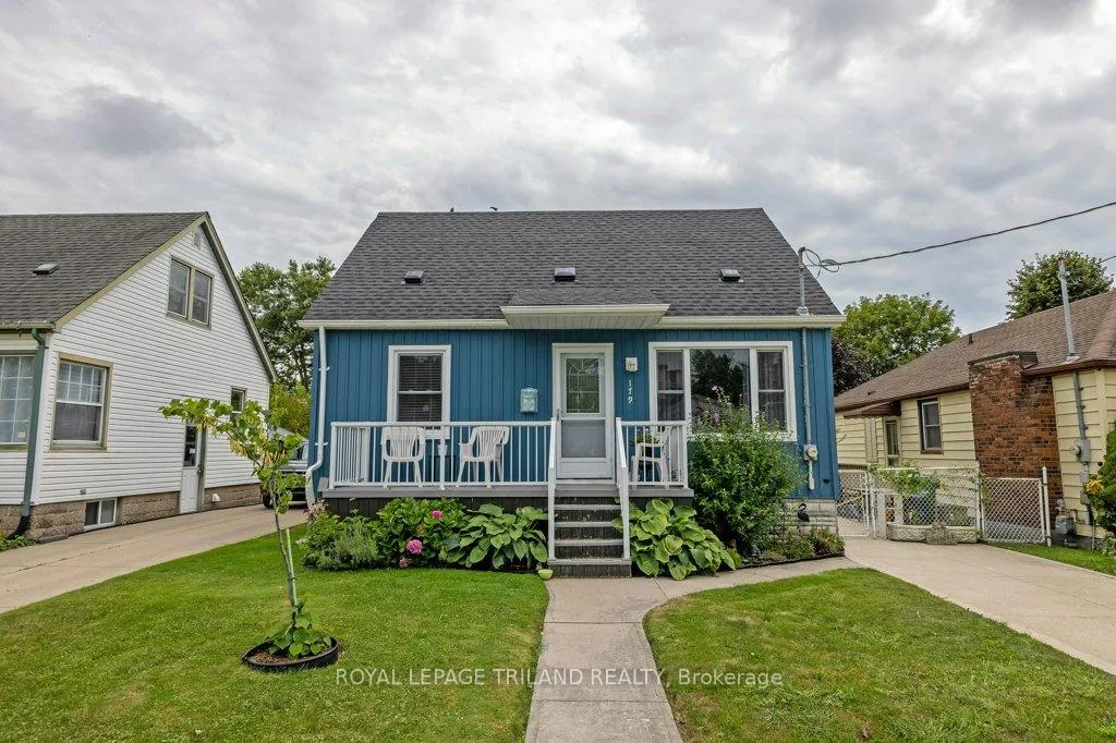 Photo 2 of 179 Forest Avenue, St. Thomas — HOMEH
