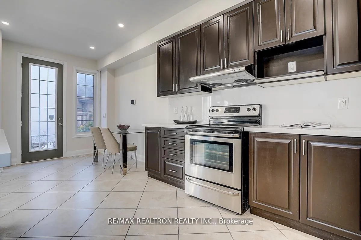 Photo 19 of 2798 Donald Cousens Parkway, Markham, Cornell — HOMEH
