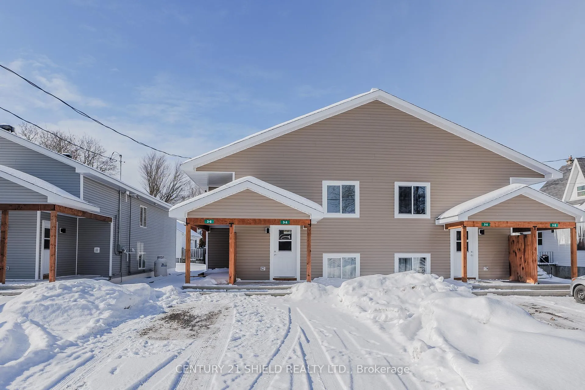 Photo 1 of 28 George Street, North Stormont, North Stormont (Finch) Twp — HOMEH