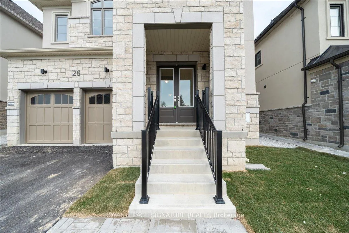 Photo 5 of 26 Altamira Road, Brampton, Vales of Castlemore — HOMEH