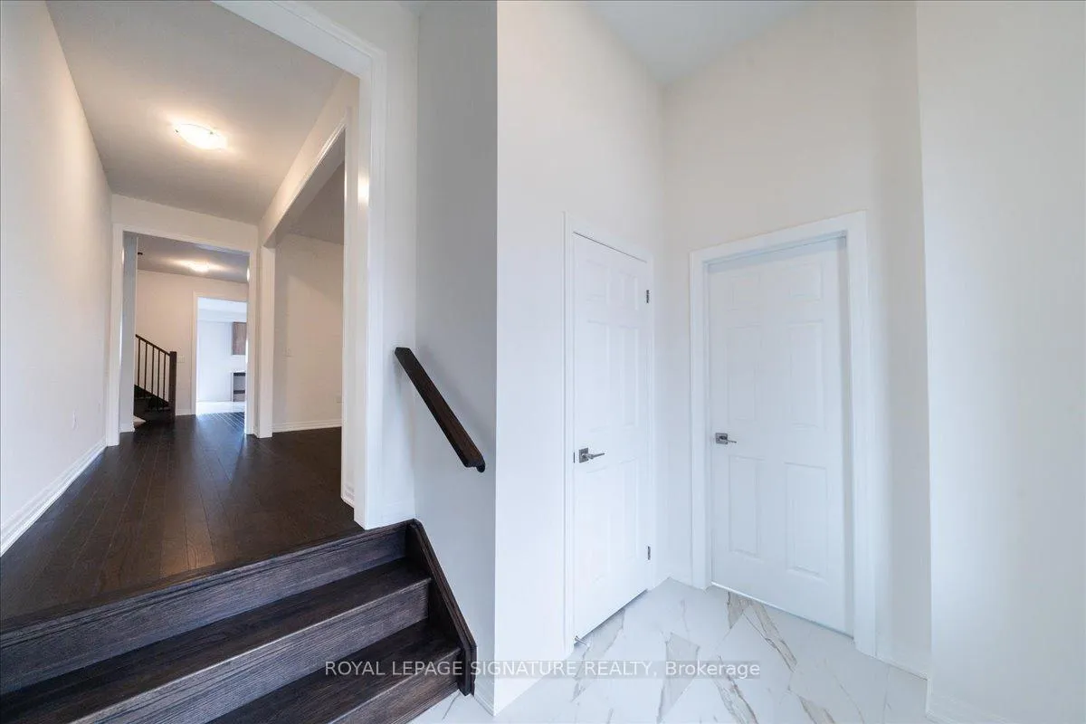 Photo 6 of 26 Altamira Road, Brampton, Vales of Castlemore — HOMEH