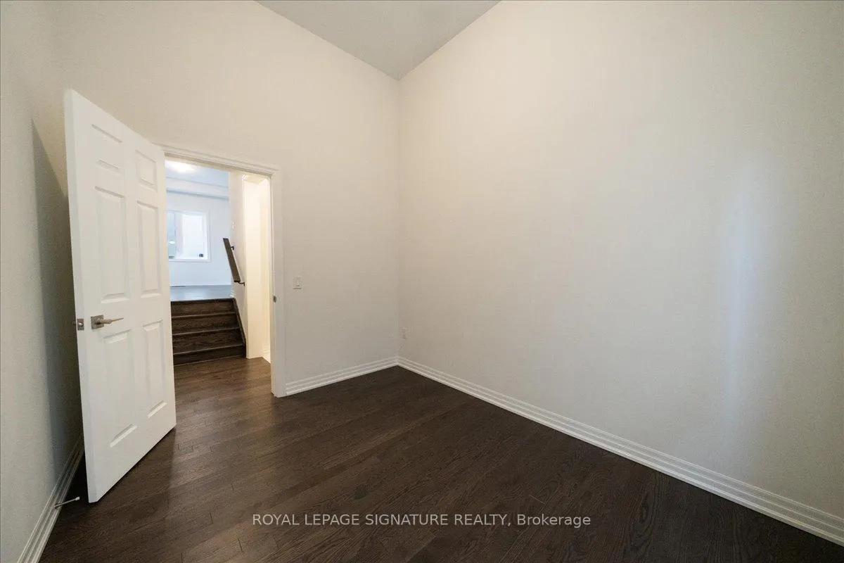 Photo 14 of 26 Altamira Road, Brampton, Vales of Castlemore — HOMEH