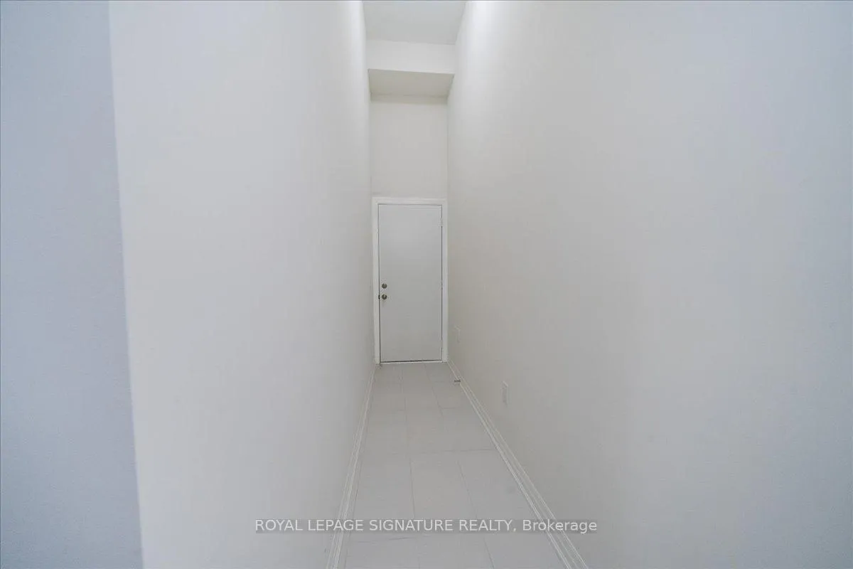 Photo 15 of 26 Altamira Road, Brampton, Vales of Castlemore — HOMEH