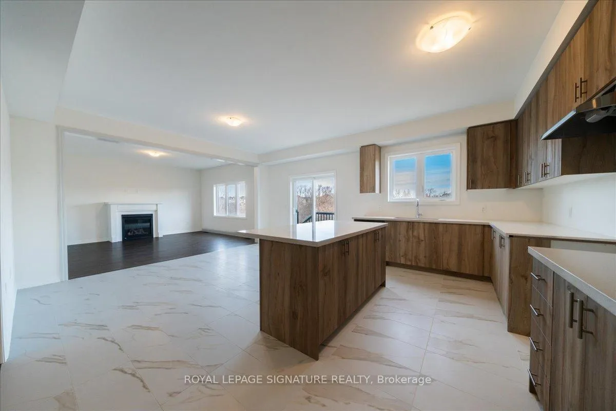 Photo 16 of 26 Altamira Road, Brampton, Vales of Castlemore — HOMEH