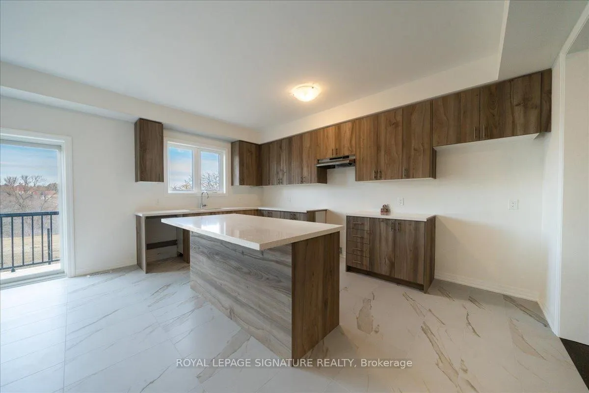 Photo 19 of 26 Altamira Road, Brampton, Vales of Castlemore — HOMEH