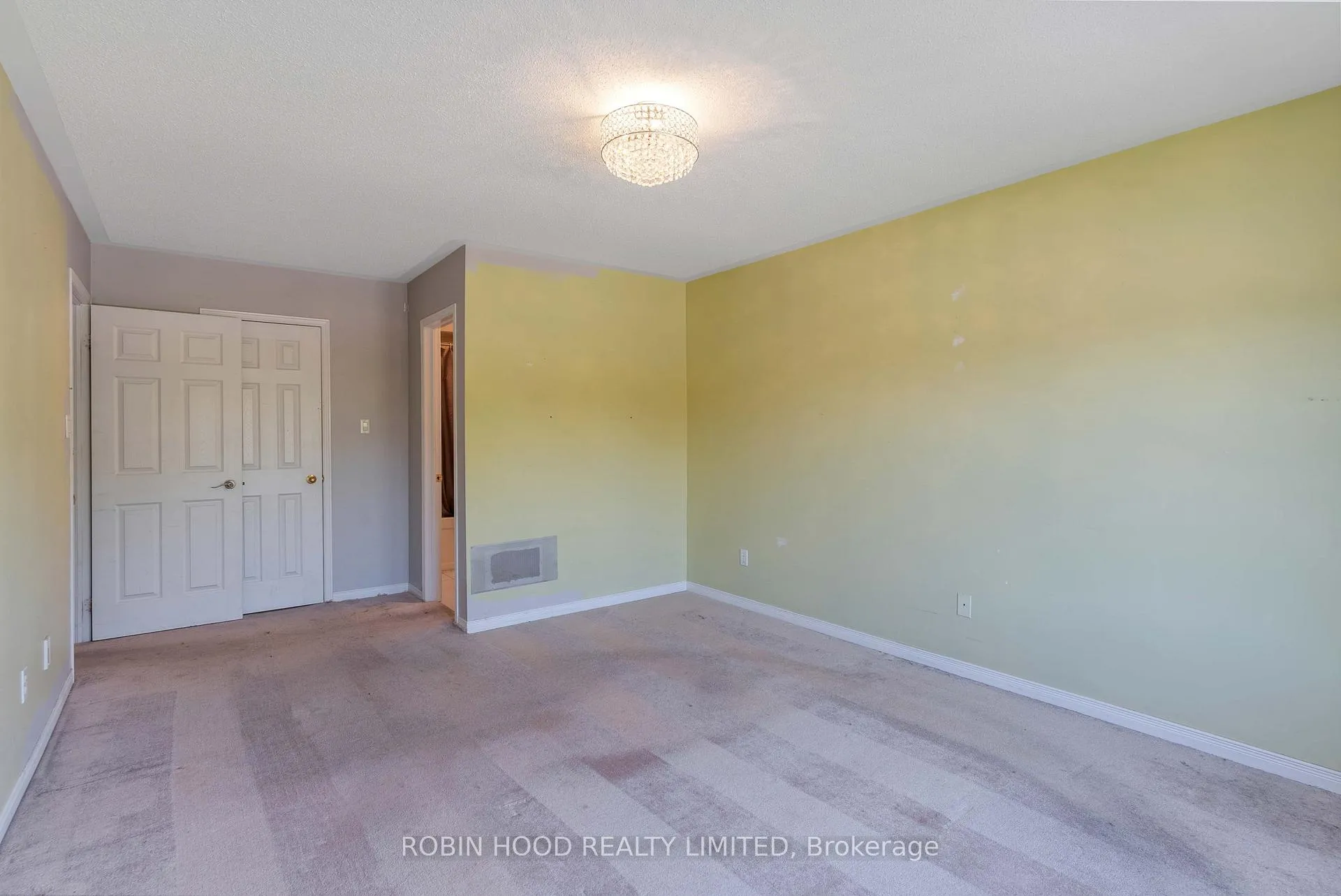 Photo 7 of 6 Meadowlark Drive, Halton Hills, Georgetown — HOMEH
