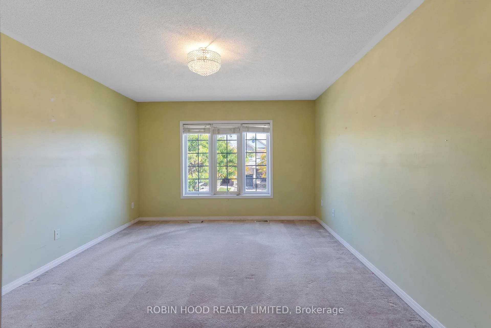 Photo 9 of 6 Meadowlark Drive, Halton Hills, Georgetown — HOMEH