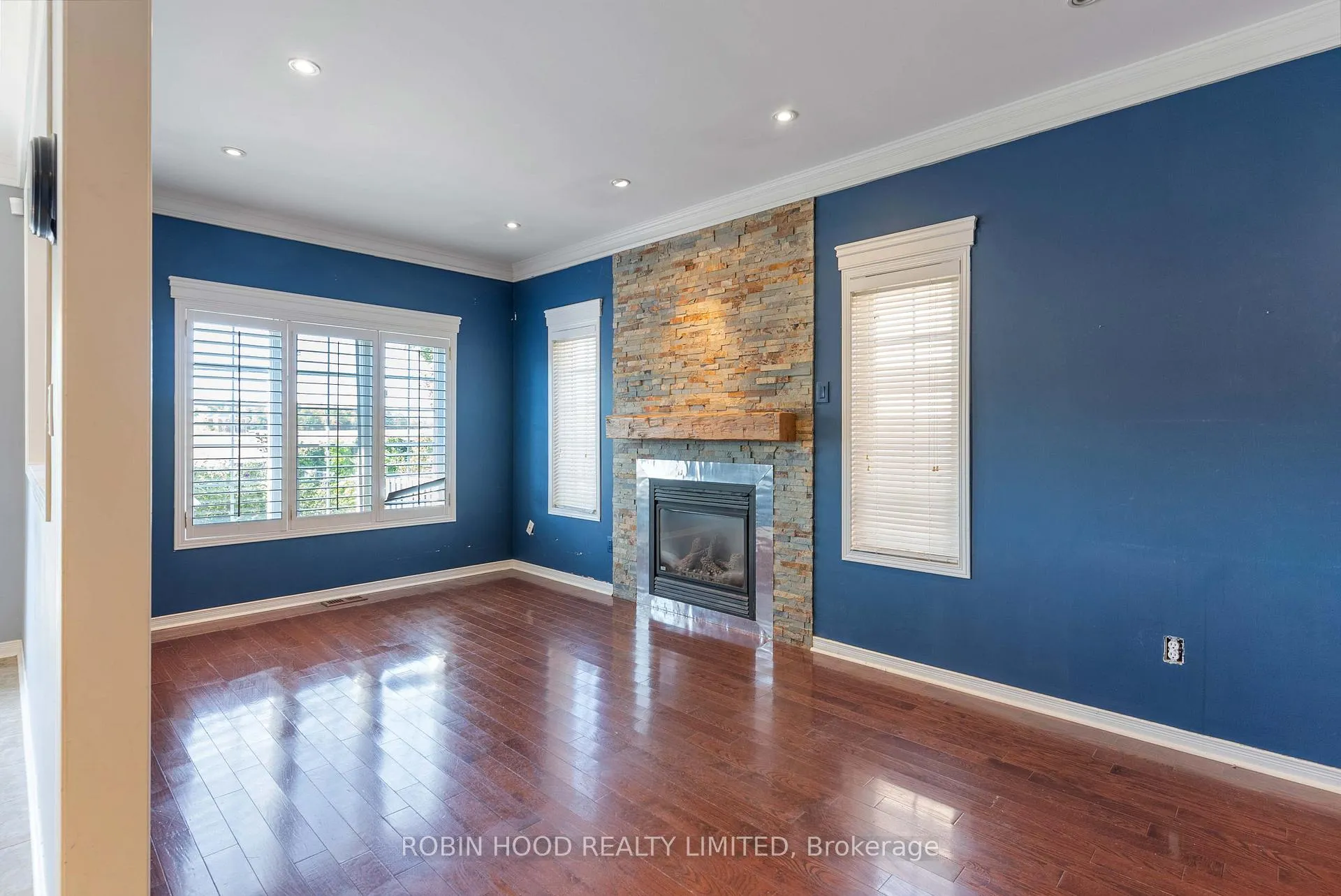 Photo 24 of 6 Meadowlark Drive, Halton Hills, Georgetown — HOMEH