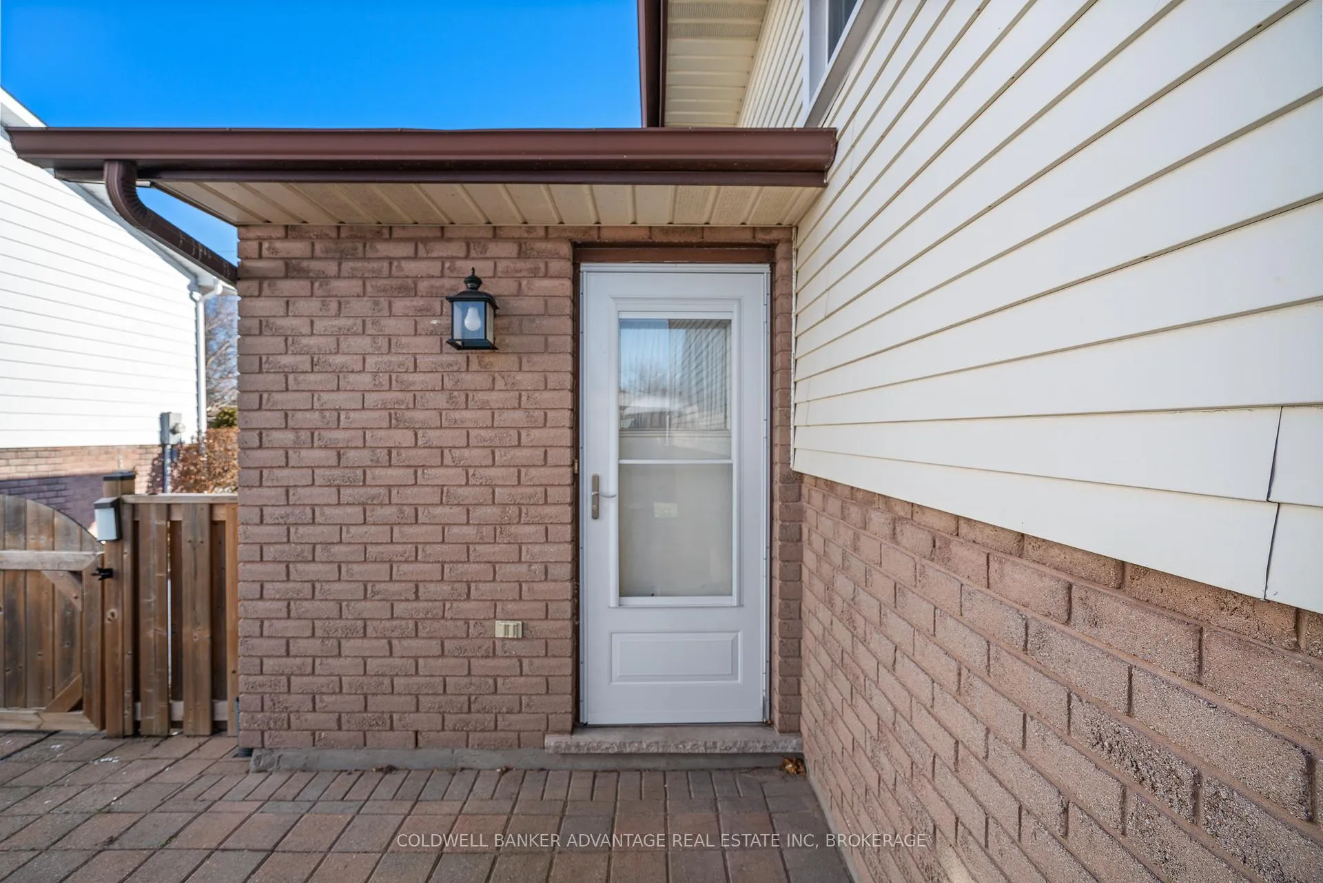 Photo 13 of 40 Crestcombe Road, St. Catharines, Ridley — HOMEH