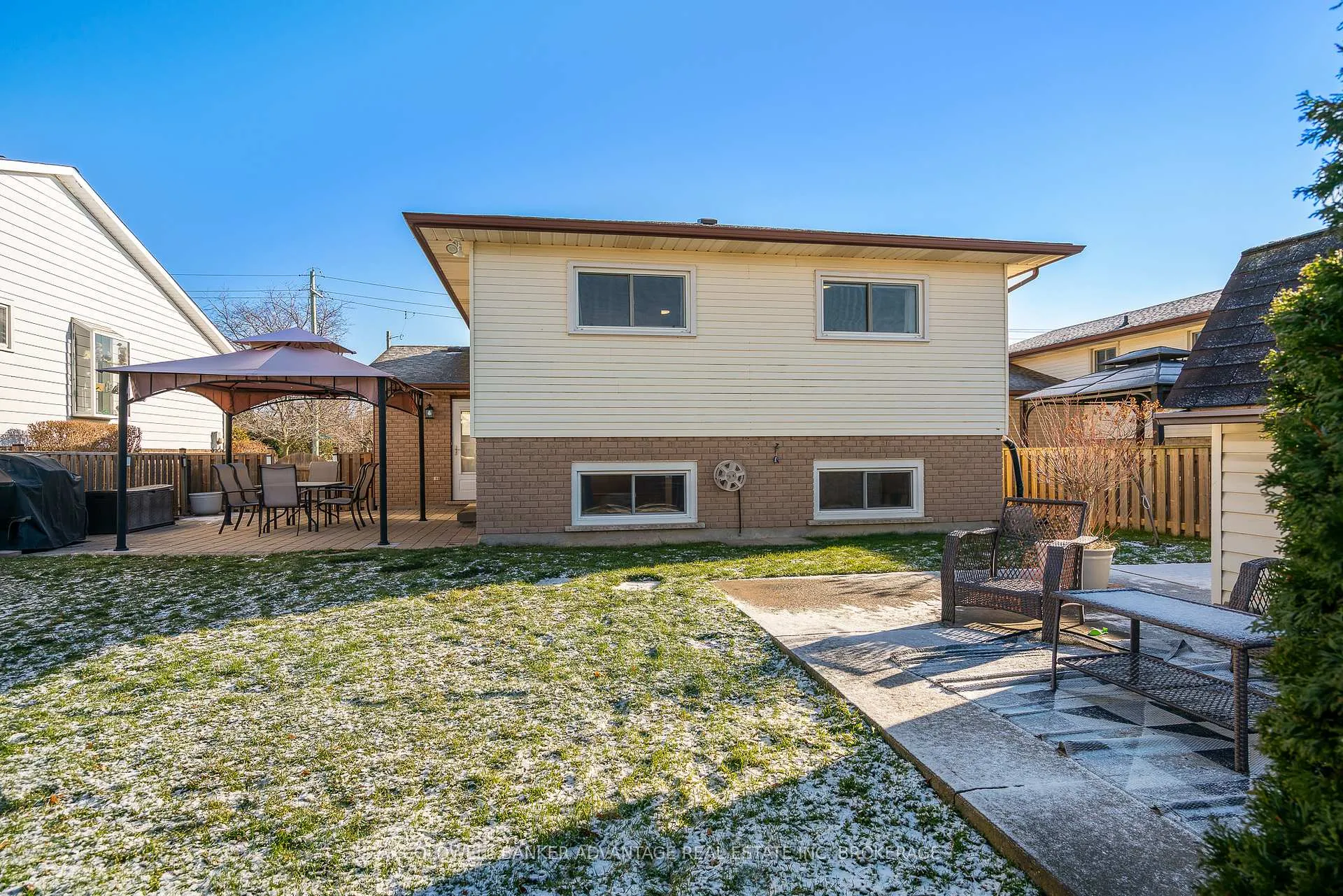 Photo 14 of 40 Crestcombe Road, St. Catharines, Ridley — HOMEH