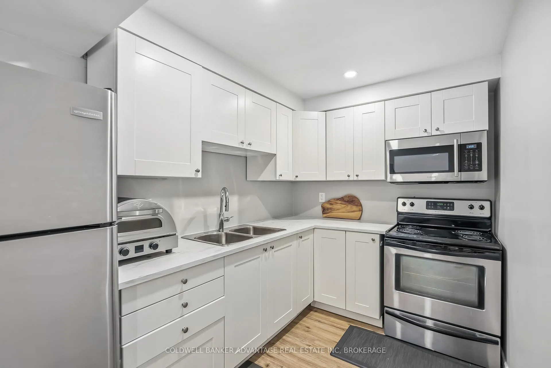 Photo 40 of 40 Crestcombe Road, St. Catharines, Ridley — HOMEH